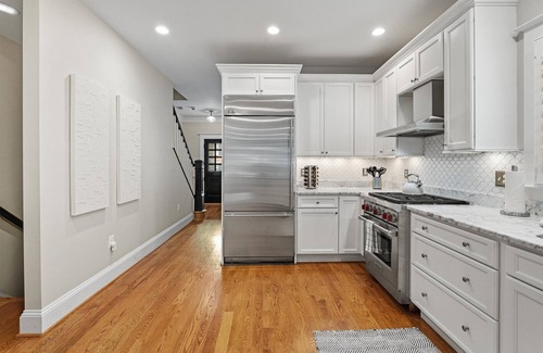 Old Town Alexandria House | 402 House in Heart Historic Old Town, Walk to King St, Water, Shops, Metro & DMV