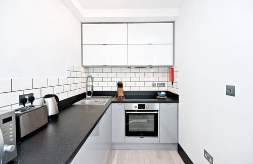 Clerkenwell Apartment | 402H Warehouse Conversion 1 bed plus sofa bed