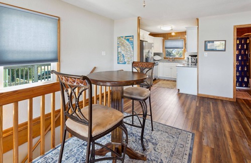 Sea Scape House | 4062 Denna's Favorite Place * 8 Min Walk to Beach