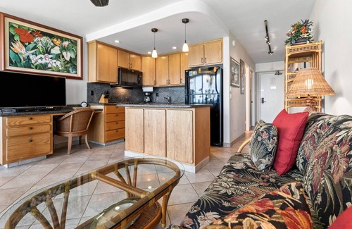 Kihei Condo | 407 - Gorgeous Oceanfront one bedroom unit!