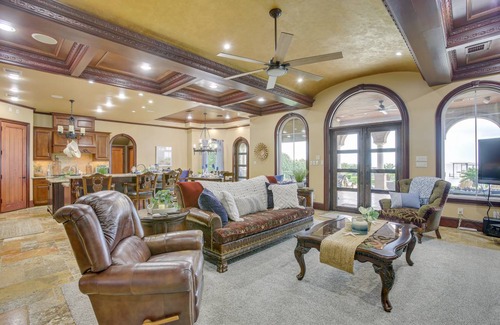Dickinson Villa | 407 m² Villa ∙ 5 bedrooms ∙ 16 guests