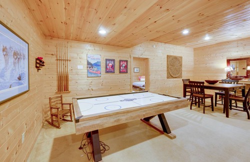 Sapphire House | 408 m² House ∙ 5 bedrooms ∙ 12 guests