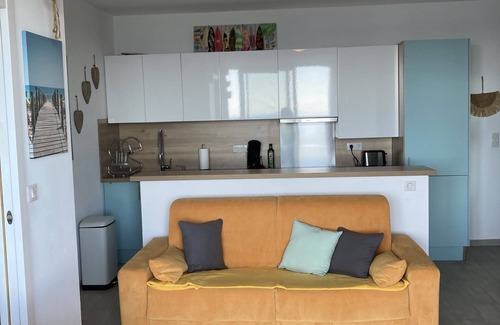 Figarella Apartment | 40M2 PANORAMIC SEA VIEW GARDEN LEVEL AIR-CONDITIONED