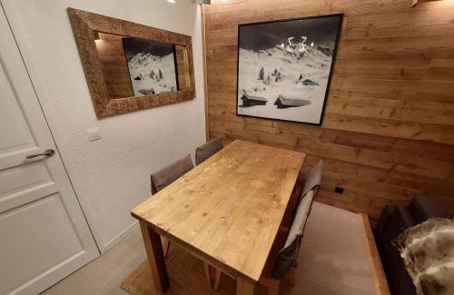 La Perriere Apartment | 40m2 - Ski aux pieds - La Tania - Parking couvert