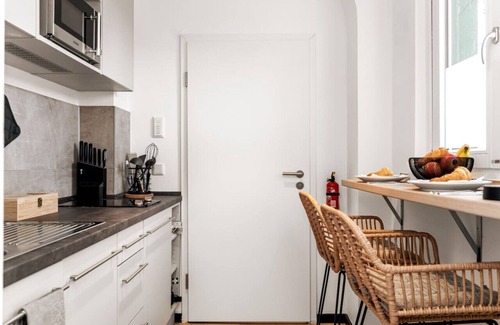Krefeld Apartment | 40qm Apartment Dachterrasse City Hbf Ruhig