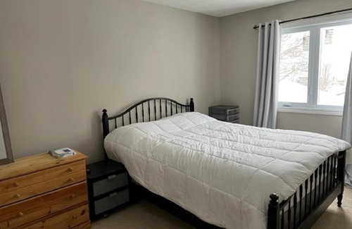 Stittsville - Basswood House | 41 Kathleen Cr