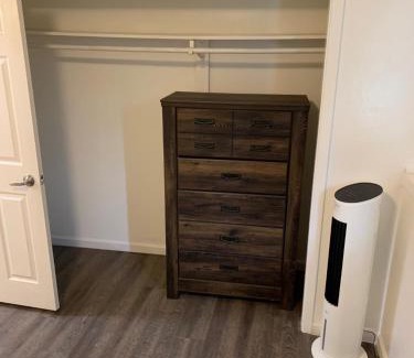 Midtown Anchorage Apartment | 410 e45th 2 bedroom apartment