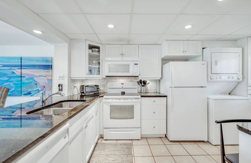 Folly Field Villa | 4101 Island Club: Steps from the beach on Hilton Head Island, with a hot tub, pool, and more!