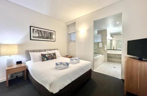 Noosa Heads Apartment | 411 Gorgeous 2 bedroom 2 bathroom, River View