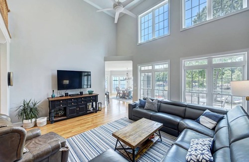 Denver House | 411 m² House ∙ 5 bedrooms ∙ 18 guests