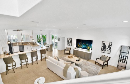 Lighthouse Point House | 4110 Managed By Brampton Park