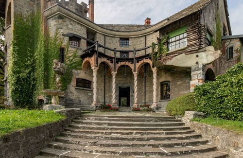 Bosisio Parini Villa | 413 m² Villa ∙ 7 bedrooms ∙ 12 guests