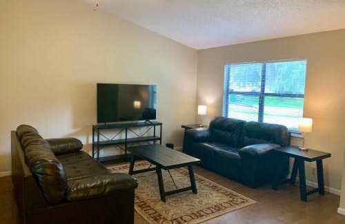 St. Marys House | 413 Sunnyside Dr