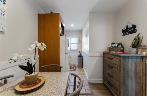 Wildwood Crest House | 415 E Atlanta Ave, Unit 107