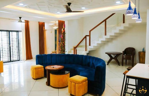 Ujjain House | 418 m² Bungalow ∙ 4 bedrooms ∙ 12 guests