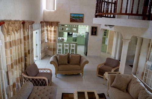 Paynes Bay Villa | 418 m² Villa ∙ 5 bedrooms ∙ 10 guests