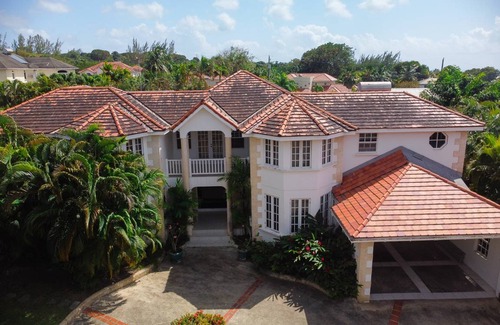 Paynes Bay Villa | 418 m² Villa ∙ 5 bedrooms ∙ 10 guests