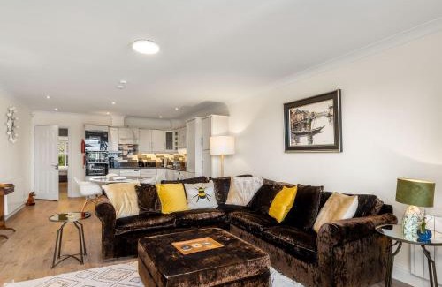 Clifden House | 419 Stunning Sea View Clifden Apartment
