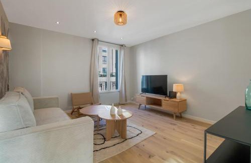 Charonne Apartment | 42.Appart 6Pers#2Bedroom #Père Lachaise #Nation
