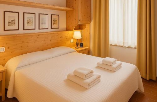 Castel del Piano Apartment | 42 Cozy Amiata Escape Private Pool, Fast Wi-Fi & Free Parking
