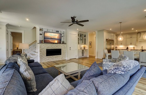 North Forest Beach House | 42 Dune Lane-2nd Row (25 yrds) Ocean w/small views of Ocean & steps to beach