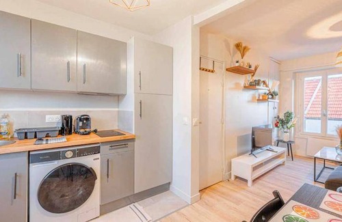 Tremblay-les-Gonesse Apartment | 42 m² Apartment ∙ 1 bedroom ∙ 4 guests