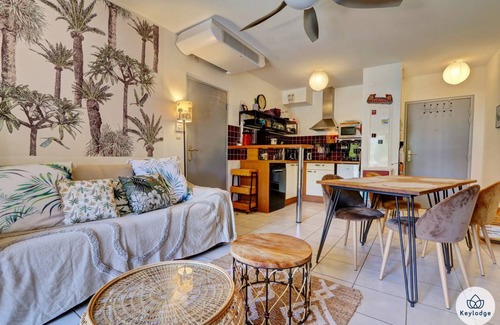 Saint-Pierre Apartment | 42 m² Apartment ∙ 1 bedroom ∙ 4 guests