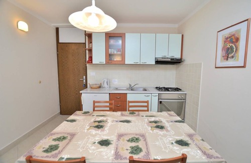 Cres Apartment | 42 m² Apartment ∙ 1 bedroom ∙ 4 guests