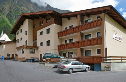 Plangeross Apartment | 42 m² Apartment ∙ 2 bedrooms ∙ 5 guests