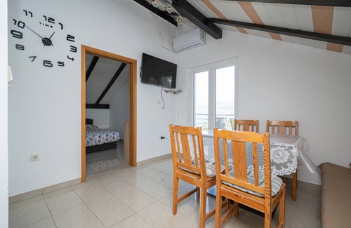 Donji Karin Apartment | 42 m² Apartment ∙ 2 bedrooms ∙ 5 guests
