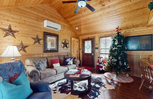 Ledbetter Cabin | 42 m² Cabin ∙ 2 bedrooms ∙ 6 guests