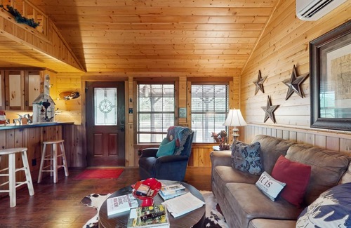 Ledbetter Cabin | 42 m² Cabin ∙ 2 bedrooms ∙ 6 guests