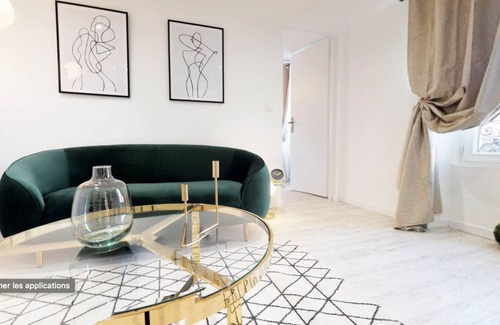 Fontainebleau Apartment | 42 M2 DESIGN LUXE # Plein centre# BESTOFBO1