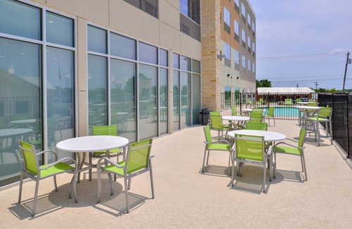 Brownwood Hotel | 42 m² Hotel ∙ 127 guests