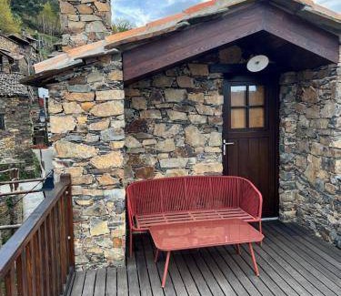 Lousa House | 42 m² House ∙ 2 bedrooms ∙ 4 guests