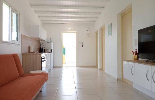 Saint-Francois House | 42 m² House ∙ 1 bedroom ∙ 2 guests
