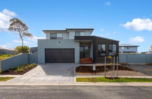 Bermagui House | 42 Songlark
