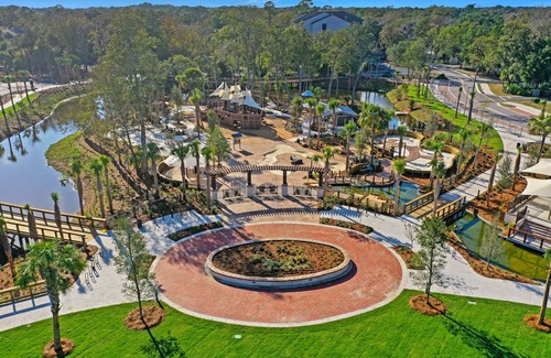 Hilton Head Island Condo | 421 Forest Beach Villas - Coastal Penthouse, Short Walk to the Beach