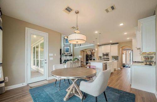 Spring House | 424 m² House ∙ 2 bedrooms ∙ 16 guests