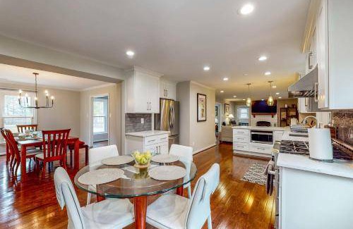 Potomac House | 427 m² House ∙ 5 bedrooms ∙ 10 guests