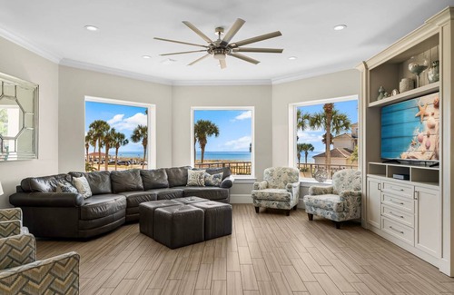 Destiny Grand Palms House | 428 m² House ∙ 9 bedrooms ∙ 22 guests