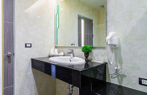 Nakhon Sawan Hotel | 42C The Chic Hotel