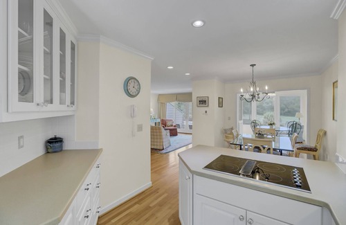 Isle of Palms House | 43 Fairway Dunes by AvantStay | Coastal Charm + Golf!