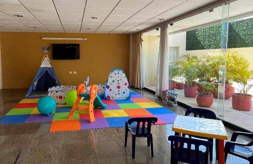 Zona Paseo Montejo Hotel | 43 m² Hotel ∙ 127 guests