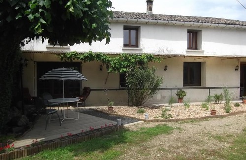 Menesplet Bed & Breakfast | 43 Rue des Quarts