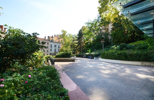 Grande Cote - Annonciade Apartment | 43 sqm 1 BR apt, quiet & bright next to the Opera