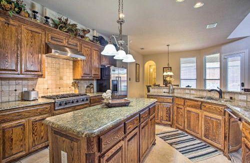 Flower Mound House | 431 m² House ∙ 4 bedrooms ∙ 8 guests