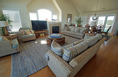 Kitty Hawk House | 432 m² House ∙ 7 bedrooms ∙ 16 guests
