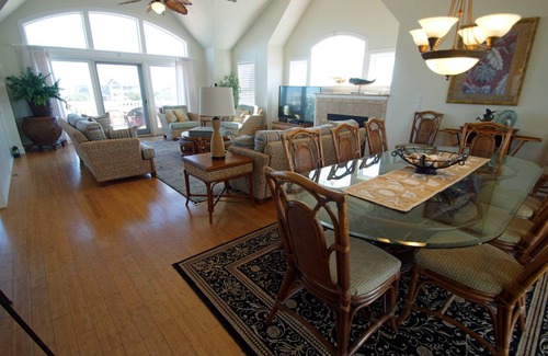 Kitty Hawk House | 432 m² House ∙ 7 bedrooms ∙ 16 guests