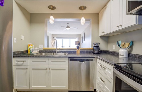 Hilton Head Island Villa | 433 Shorewood: 2 Bedroom Ocean View Villa, Free Bikes, Beach Chairs
